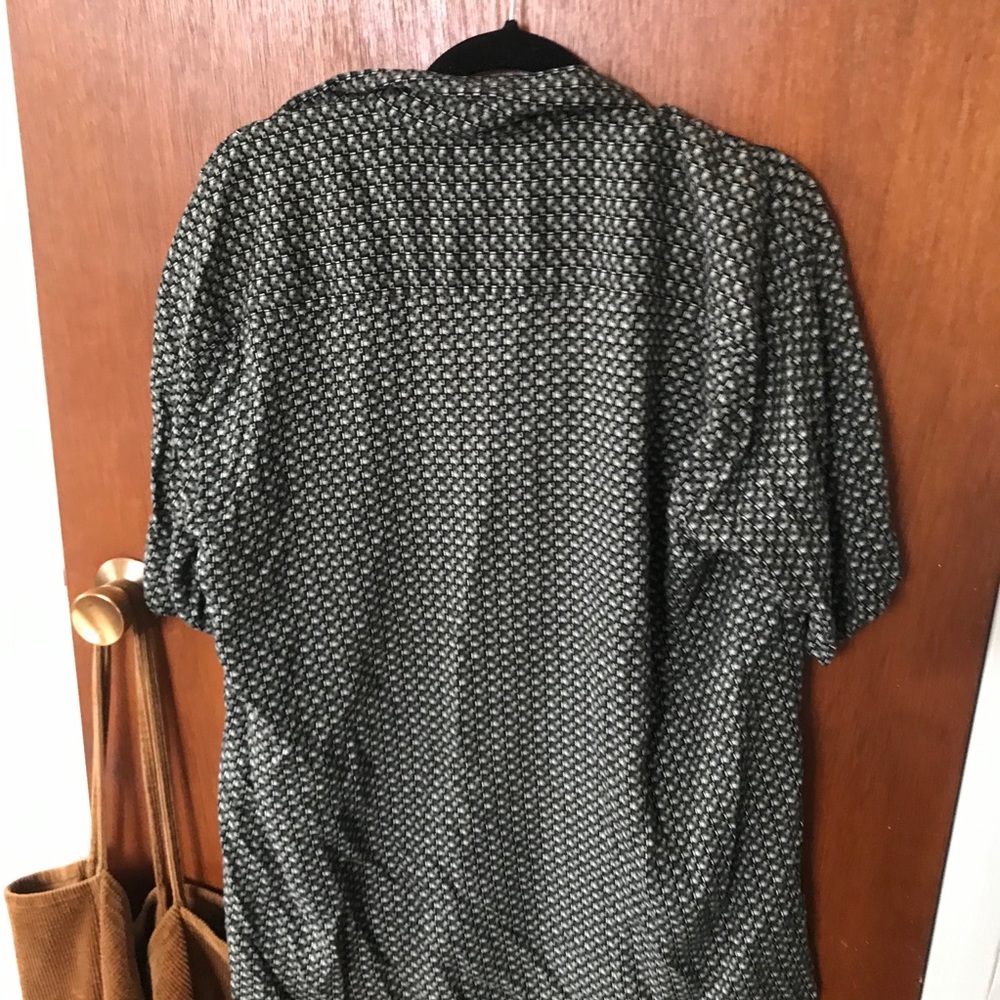 Funky Oversized Button-Down - Picture 3 of 5